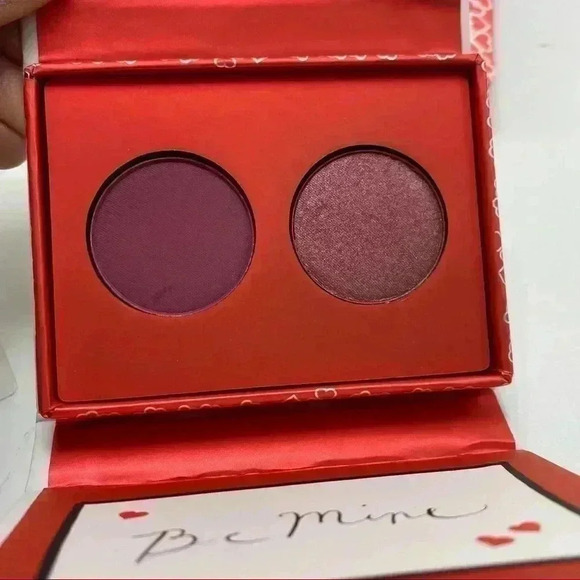 Colourpop one of a kind eye shadow going steady matte pinky promise metallic - Picture 3 of 3